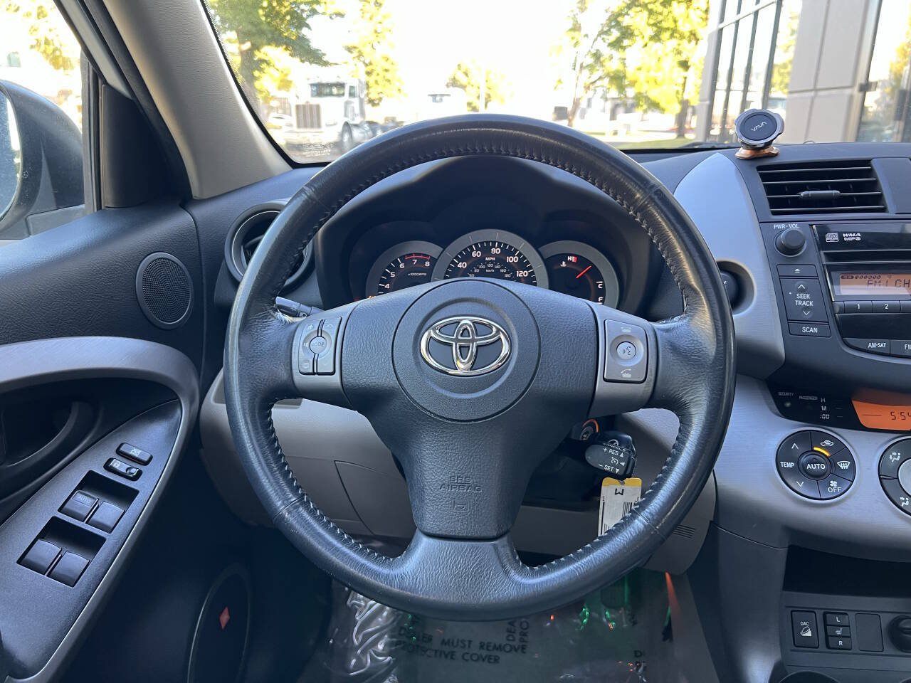 Used 2008 Toyota RAV4 Limited AWD/4WD image 19