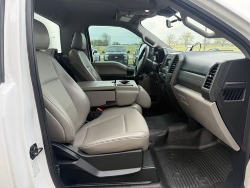 Used 2020 Ford F450 XL w/ Power Equipment Group image 9