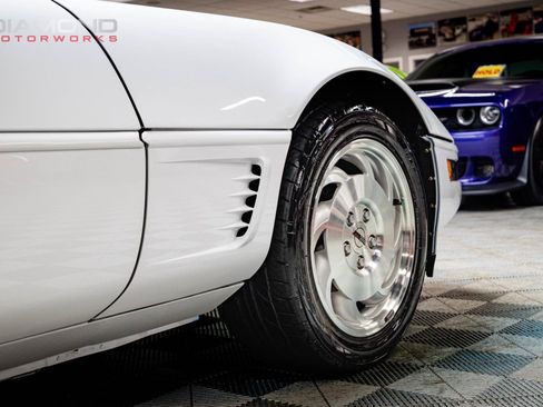 Used 1995 Chevrolet Corvette Coupe image 45