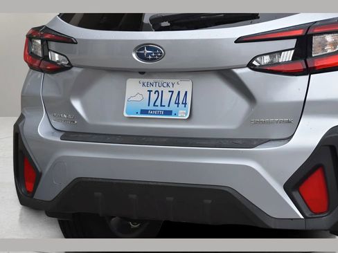 Certified 2025 Subaru Crosstrek 2.0i Premium image 27