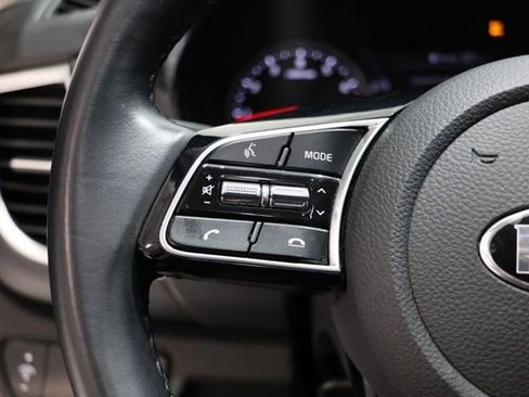 Used 2021 Kia Seltos SX w/ SX Sunroof Package AWD/4WD image 23