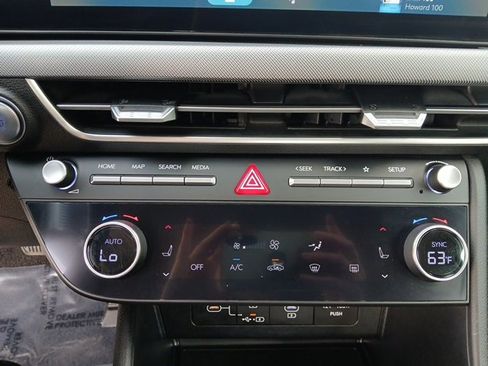 Used 2024 Hyundai Sonata SEL image 18