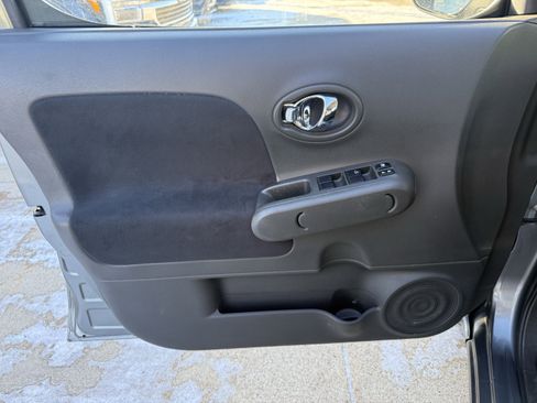 Used 2009 Nissan Cube 1.8 S w/ Interior Designer Pkg image 10