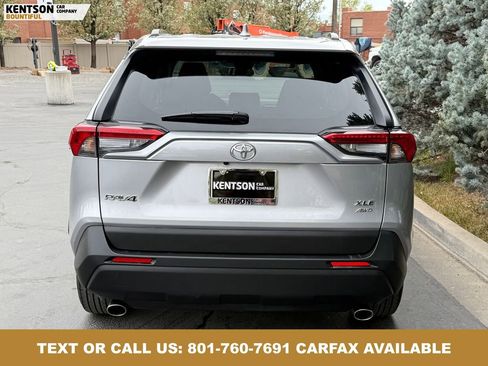 Used 2025 Toyota RAV4 XLE AWD/4WD image 7