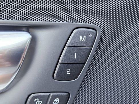 New 2025 Volvo XC60 T8 Plus w/ Protection Package Premier image 41