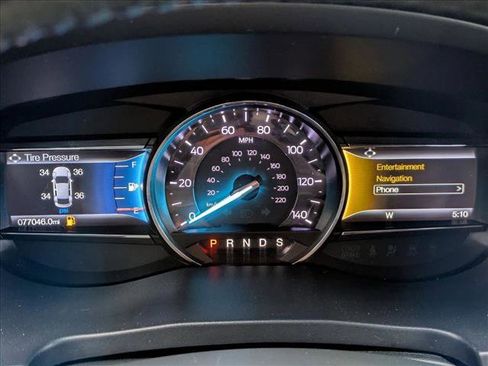 Used 2019 Ford Explorer Limited w/ Class III Trailer Tow Package image 11