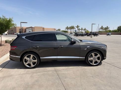 Used 2024 Genesis GV80 3.5T w/ Prestige Package image 3