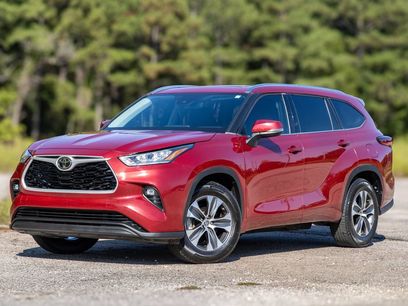 Used 2020 Toyota Highlander XLE
