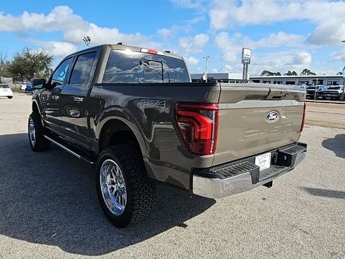 Used 2025 Ford F150 Lariat w/ Equipment Group 502A High AWD/4WD image 6