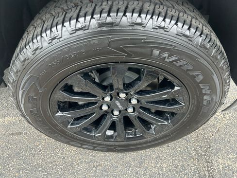Used 2022 GMC Canyon Elevation RWD image 9