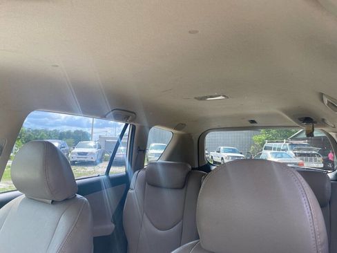 Used 2006 Toyota RAV4 2WD image 14