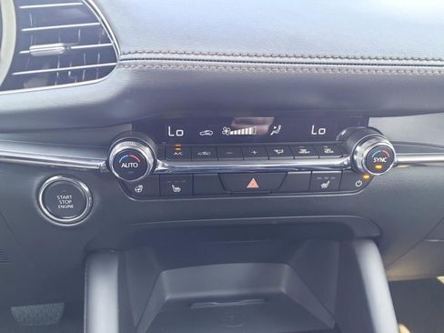 New 2024 MAZDA MAZDA3 Hatchback w/Premium Plus Pkg image 23