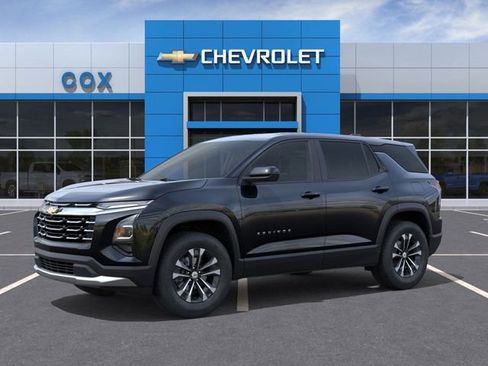 New 2026 Chevrolet Equinox LT w/ Convenience Package II AWD/4WD image 2