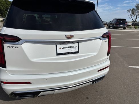 Used 2024 Cadillac XT6 Premium Luxury w/ Technology Package image 24