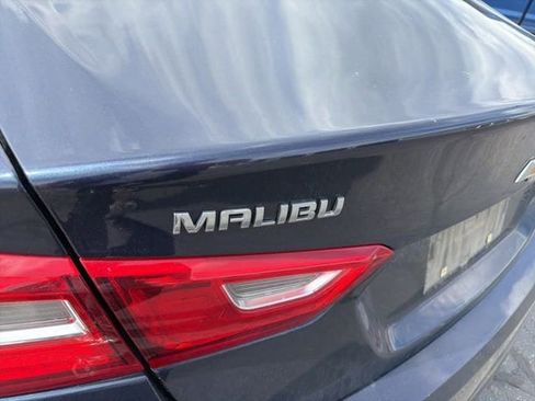 Used 2017 Chevrolet Malibu LS FWD image 23