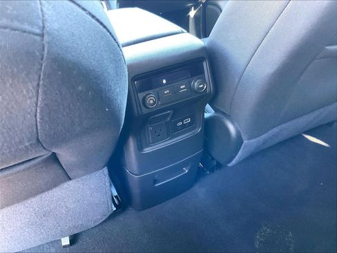 Used 2023 GMC Acadia SLE w/ Driver Convenience Package image 27