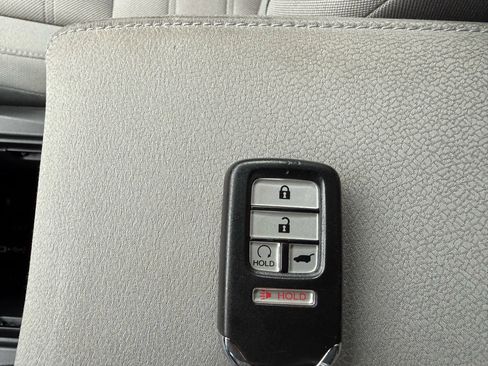 Used 2018 Honda CR-V EX image 19