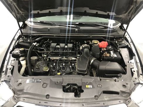 Used 2017 Ford Taurus Limited FWD image 22