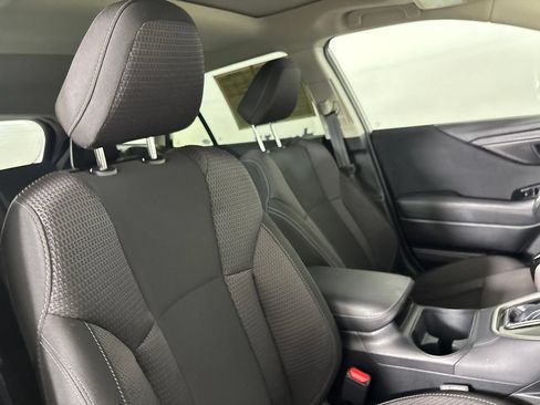 Used 2025 Subaru Outback Premium AWD/4WD image 30