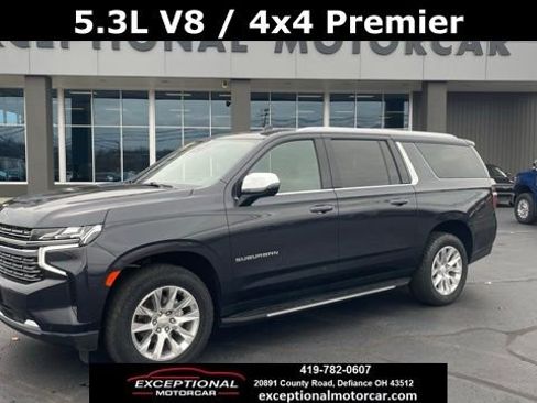 Used 2023 Chevrolet Suburban Premier image 1