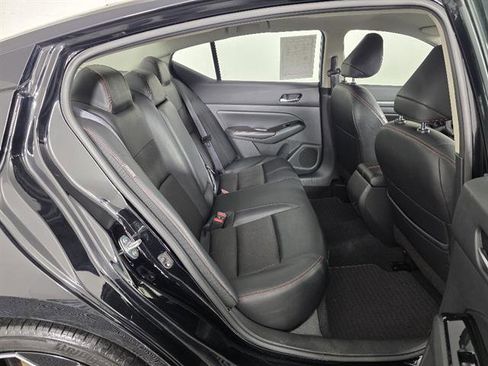 Used 2024 Nissan Altima 2.5 SR FWD image 16