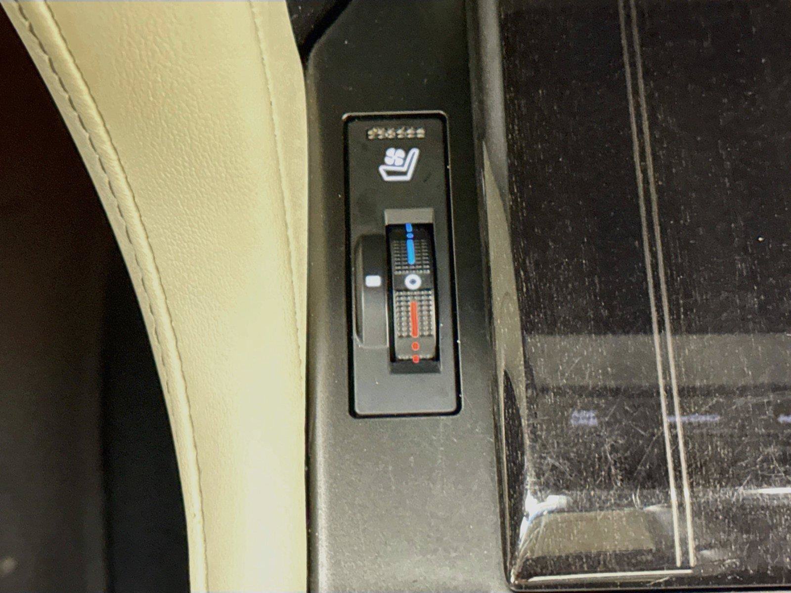 Used 2022 Lexus GX 460 Luxury w/ Sport Design Package AWD/4WD image 10