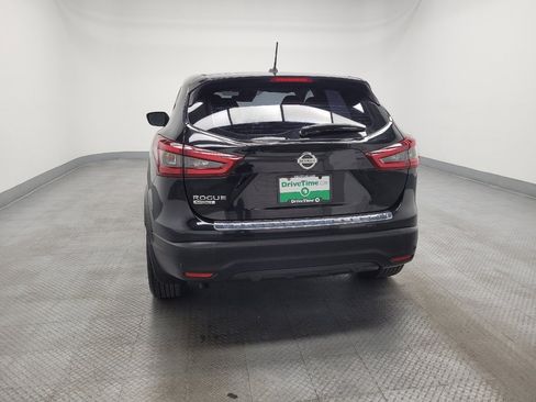 Used 2020 Nissan Rogue Sport S w/ Appearance Package FWD image 6