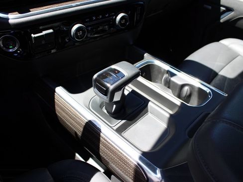 Certified 2025 Chevrolet Silverado 1500 LT Trail Boss w/ Convenience Package II AWD/4WD image 36