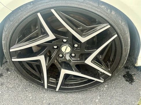 Used 2017 Mercedes-Benz CLA 250 image 32