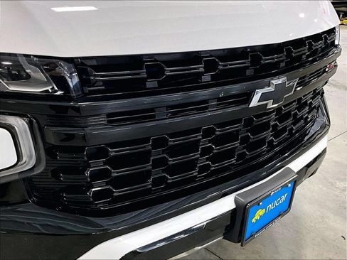 Used 2023 Chevrolet Suburban Z71 AWD/4WD image 33