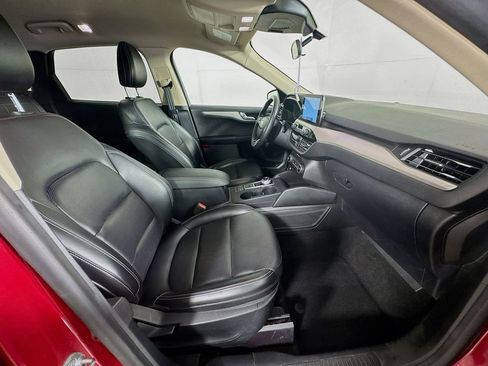 Used 2020 Ford Escape SEL image 34