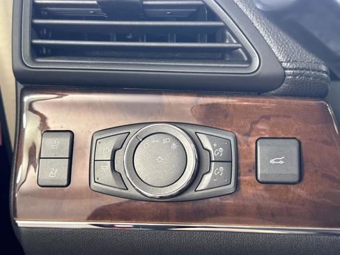 Used 2014 Lincoln MKX w/ Equipment Group 102A image 23