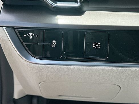Used 2023 Kia Sportage EX FWD image 10