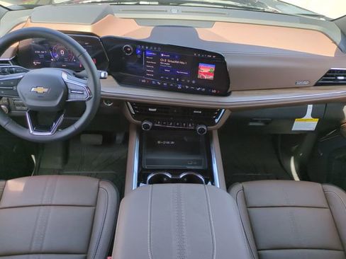 New 2026 Chevrolet Suburban High Country RWD image 14