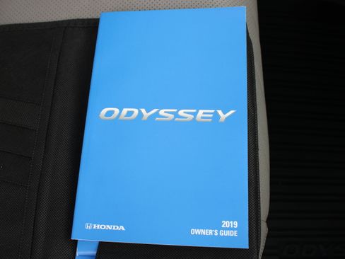 Used 2019 Honda Odyssey Elite image 17