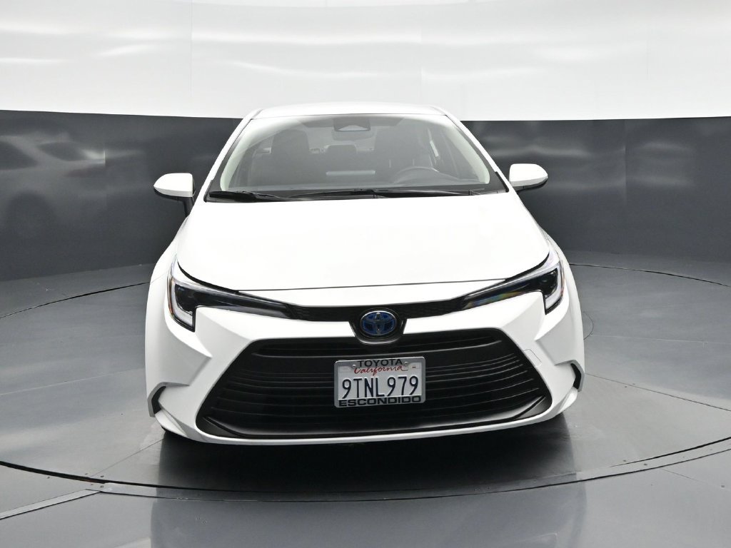 Used 2025 Toyota Corolla LE w/ Carpet Mat Package (TMS) FWD image 53