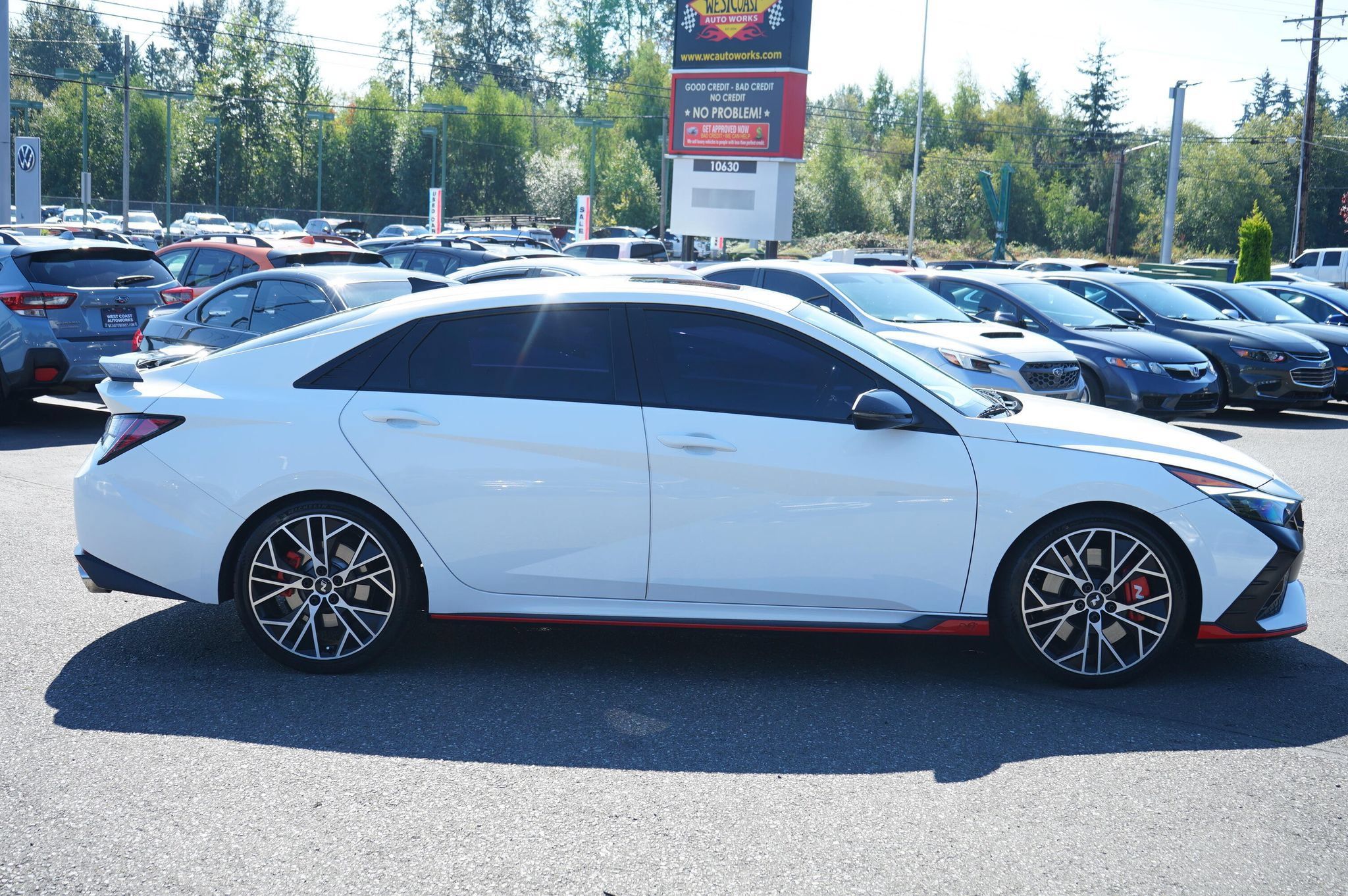 Used 2022 Hyundai Elantra N FWD image 6