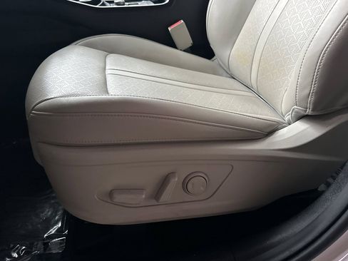 Used 2022 Kia Sorento EX w/ Panoramic Sunroof Package image 13