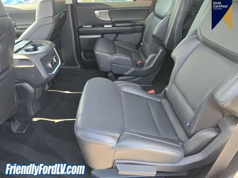 Certified 2025 Ford Expedition Platinum AWD/4WD image 13