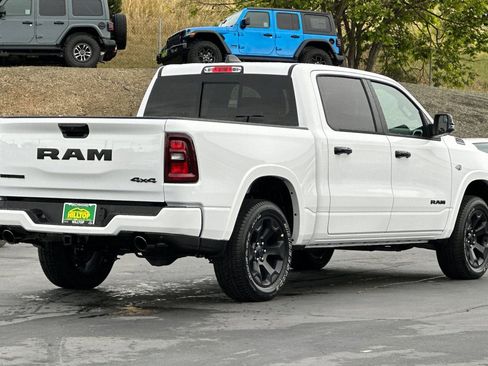 New 2026 RAM 1500 4x4 Crew Cab image 4