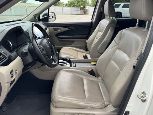 Used 2018 Honda Ridgeline RTL-E image 21