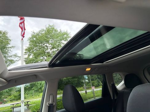 Used 2019 Nissan Rogue SV w/ Sun & Sound Touring Package AWD/4WD image 46