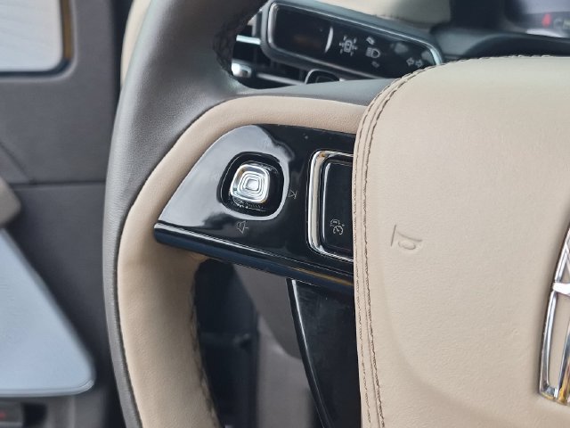 Used 2024 Lincoln Aviator Reserve w/ Equipment Group 201A AWD/4WD image 20