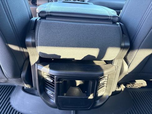 Used 2025 RAM 1500 Big Horn AWD/4WD image 16