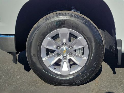 New 2026 Chevrolet Silverado 1500 LT image 26