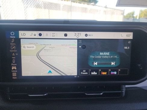 New 2025 Jeep Gladiator Sport image 2