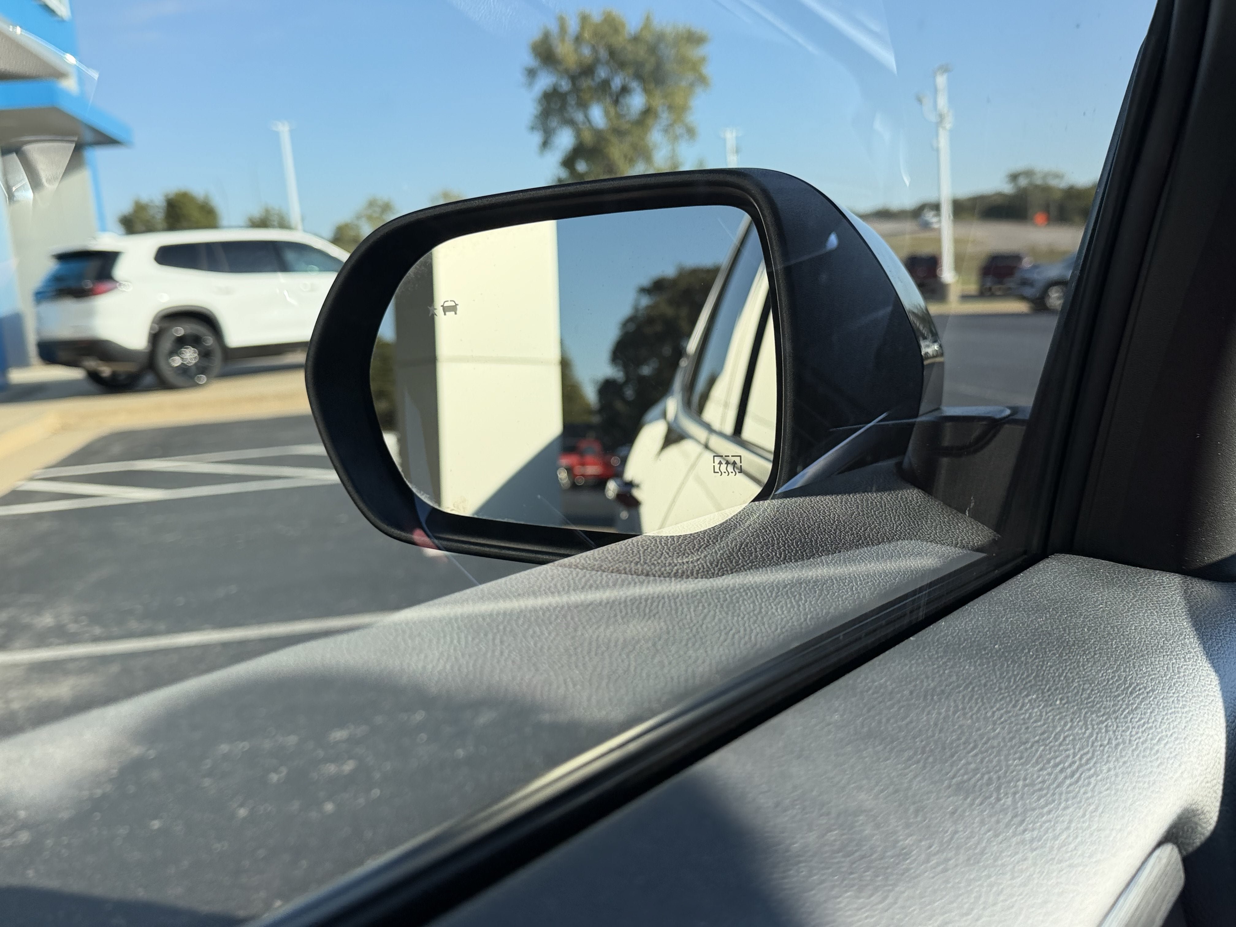 Used 2024 GMC Acadia Elevation FWD image 36