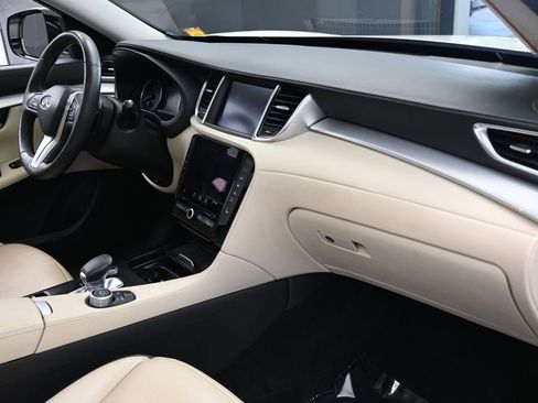 Used 2021 INFINITI QX50 Essential w/ Convenience Package image 51