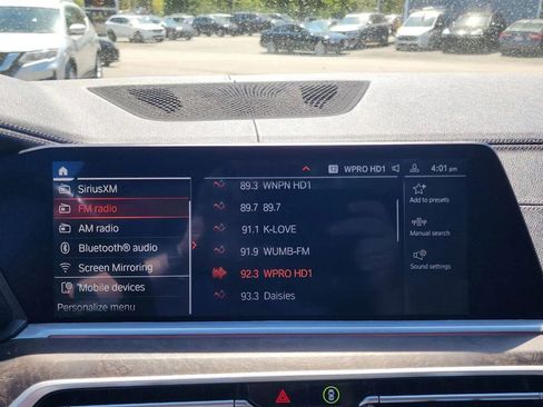 Used 2021 BMW X5 xDrive40i w/ M Sport Package AWD/4WD image 24
