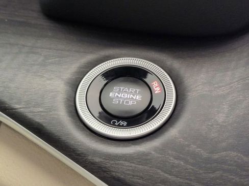 Certified 2025 Jeep Grand Cherokee L Limited image 26